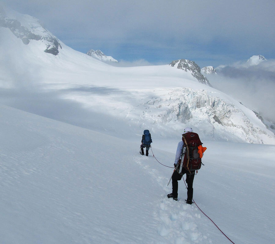 Traversing around the Abel Icefall towards Angel Col.